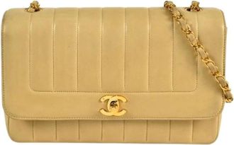 Chanel Pre-owned Shoulder Bags, female, Beige, Size: ONE SIZE Pre-owned Vintage Shoulder Bag