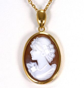 C&A Unbranded (18K) Necklace (Pre-Owned)