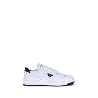Prada Schoenen, Heren, Wit, 41 EU, Leer, Moderne Leren Sneakers met Logodetail