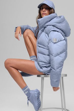 Alo | Glacier Puffer Jacket in Winter Frost Blue, Size: Medium