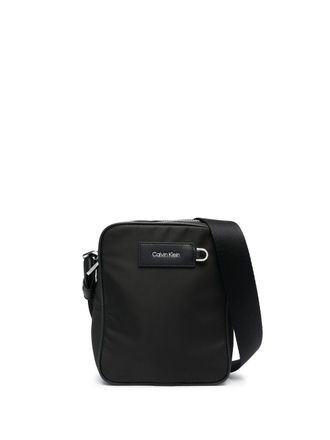 Calvin Klein logo-patch messenger bag - men - Recycled Polyester/Polyurethane - OS - Black