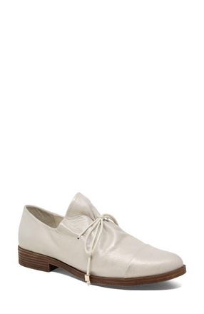 Django & Juliette Kotty Lace Flat in Beige And Gold Washed at Nordstrom, Size 39