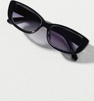 Reality Eyewear Winged Rectangle Sunglasses
