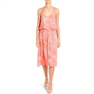 cupcakes and cashmere Paloma Dress In Pacific Coral And White