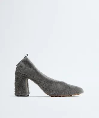 Bottega Veneta Allegra Pump - Grey & Silver - Woman - 36 - 70% Merino Shearling & 30% Lambskin