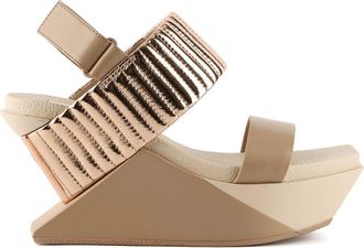 United Nude Delta Wedge Puffier