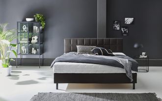 Atlantic Home Collection Boxbett »Nikola« Massivholzfüssen, mit / ohne Matratze, in H2 und H3 erhältlich