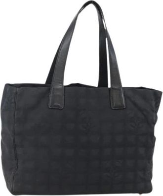 Chanel Pre-owned Tote Bags, female, Black, Size: ONE SIZE Pre-owned Nylon Tote Bag