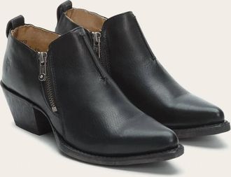 Frye Sacha Moto Shortie In Black