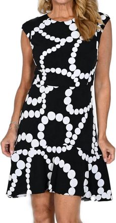 Frank Lyman Design Brookelynn Dot Chain Abstract Print Sleeveless Dress In Black With White