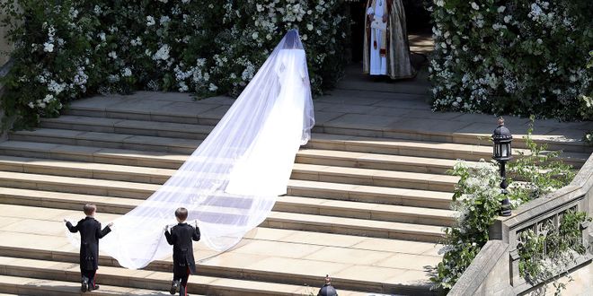 most expensive wedding dress, expensive wedding dresses, most expensive wedding dresses, The 10 most expensive wedding dresses of all time, meghan markle, meghan markle wedding, meghan markle prince harry, meghan markle prince harry wedding, meghan markle wedding dress