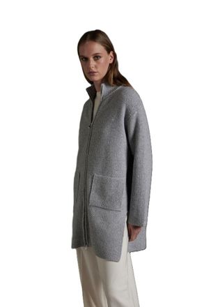KANGRA Refined WomenS Garment With Clean Lines