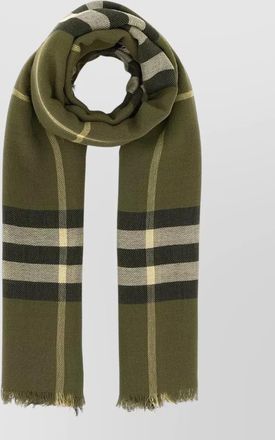 Burberry wool scarf checked pattern fringed edges