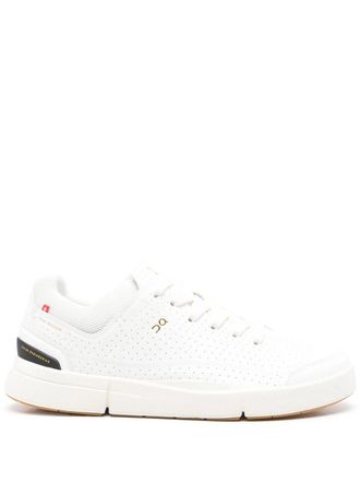 On Running The Roger Centre Court 3we30380462