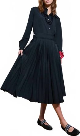 WE-AR4 Waltz Dress In Black