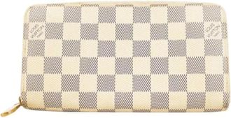 Louis Vuitton Pre-owned Wallets, female, White, Size: ONE SIZE Pre-owned Fabric Wallet