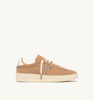 Autry SNEAKERS DALLAS LOW IN SUEDE PEANUT