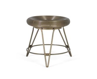 Giner&Colomer Taburete bajo fabricado en metal de estilo industrial