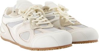 Axel Arigato Mens Slow Runner Sneaker White Calfskin