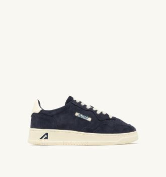 Autry MEDALIST LOW SNEAKERS IN SPACE AND WHITE SUEDE