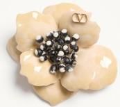 Valentino Garavani Fleur Lumineuse Brooch in Metal, Enamel and Fabric Woman GOLD/IVORY UNI
