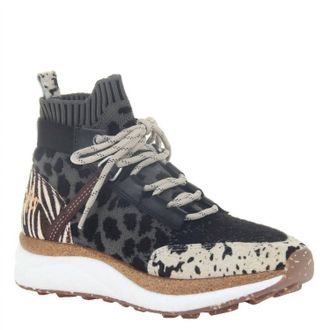 OTBT Womens Hybrid In Animal Print High Top Sneakers
