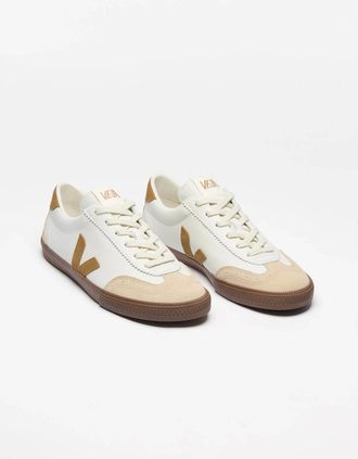 Veja Womens VEJA Volley Leather Womens Trainers - White/Tent/Bark - Size: 8
