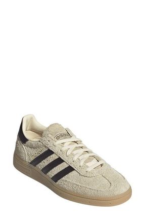 adidas Handball Spezial Sneaker in Vanilla/Aurora Coffee/Gold at Nordstrom, Size 10.5