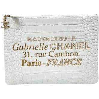 Chanel Pre-owned Clutches, female, White, Size: ONE SIZE Pre-owned Leather Clutch Bag
