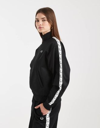 Fred Perry Giacca sportiva nera con fettuccia con logo in coordinato-Nero