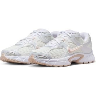 Nike V5 RNR Sneaker in Summit White/Silt Red at Nordstrom Rack, Size 11.5