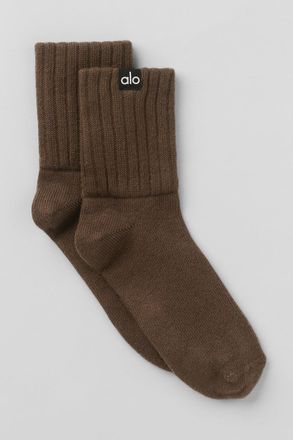 Alo | Half-Crew Scrunch Socks in Espresso Brown, Size: Medium