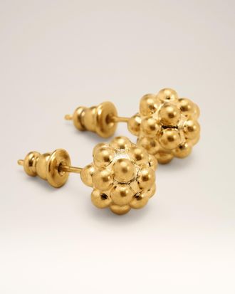 Ami Gold Brass Pearl Studs Yellow - OS - Unisex