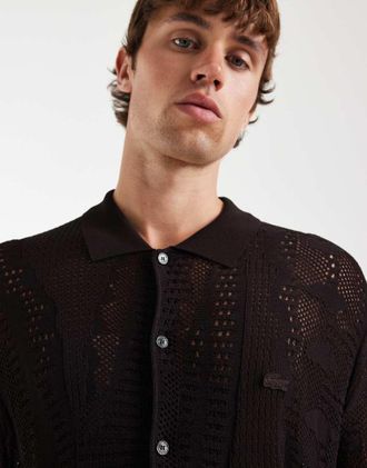 Lacoste Camicia resort a maniche corte in rete marrone effetto coccodrillo