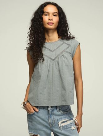Lucky Brand Womens Lace Yoke Flutter Top