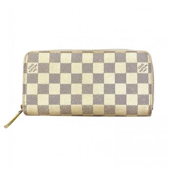 Louis Vuitton White Long Wallet (Bi-Fold) (Pre-Owned)