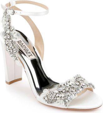 Badgley Mischka Badgley Mischka Libby Ankle Strap Sandal in Soft White at Nordstrom Rack, Size 6.5