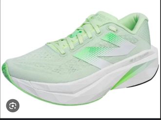 New Balance Mens Supercomp Trainer V3 Shoes In Green