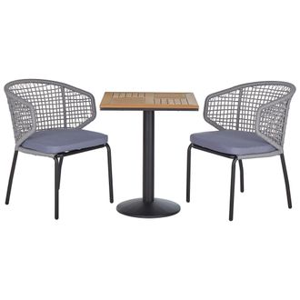 Beliani Conjunto De Balc&oacute;n Gris 2 Sillas Cojines De Asiento Mesa Pl&aacute;stico Madera Patas De Metal Negro Conjunto De Jard&iacute;n Al Aire Libre De 3 Piezas Palmi