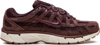 Nike Sneakers P-6000 SE Dark Pony/Metallic Gold/Pale Ivory/Burgundy Crush - Rosso