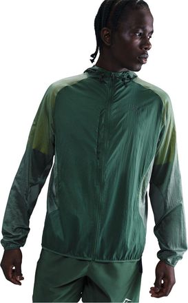 Nike Mens Trail Solid Patterned Hooded Running Jacket in Fir/Clay Green - Size X-Large