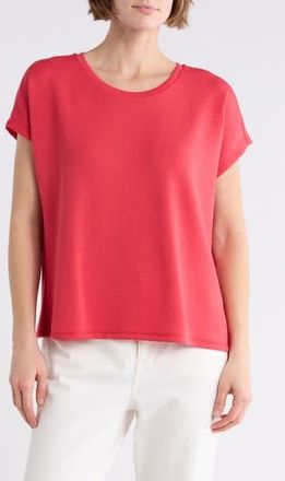 T Tahari Extended Shoulder Crewneck Scuba Knit T-Shirt in Rose Parade Red at Nordstrom Rack, Size X-Small
