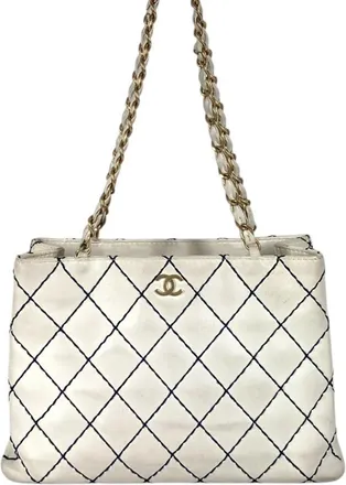 Chanel Navy White Leather Shoulder Bag Tote Bag (Pre-Owned)
