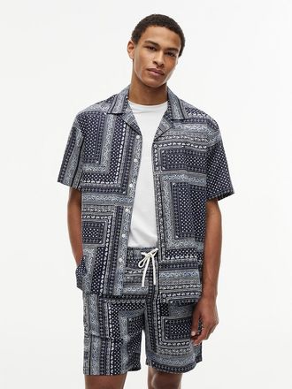 Tommy Hilfiger Mens Classic Fit Bandana Patchwork Camp Shirt - Navy - XL