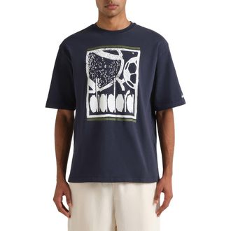Diadora Legacy I Cotton Graphic T-Shirt in Blue Denim at Nordstrom, Size Xx-Large