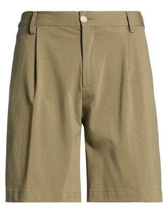 Out / Fit BOTTOMWEAR - Shorts & Bermuda Shorts on YOOX.COM