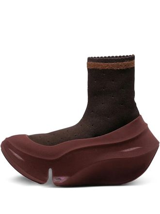 grounds Orca dotted-lace flocky sneakers - Red