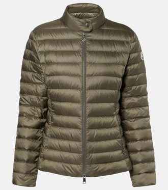 Moncler: Green Quilted Jackets now up to −58% | Stylight