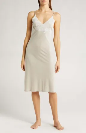 Natori Luxe Shangri-La Nightgown in Cashmere W/Ivory at Nordstrom, Size X-Large