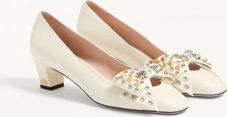 Valentino Garavani D&eacute;collet&eacute; Bowow In Capretto Con Borchie 45Mm Donna AVORIO 36.5